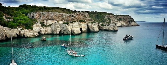 Alquiler coches Menorca empresa local